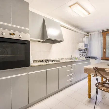 Gran Parents Villa Oden
