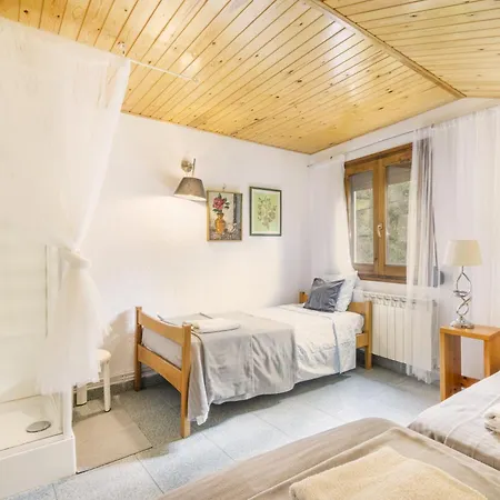 Gran Parents Villa